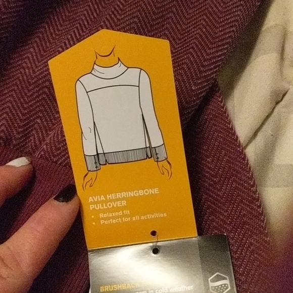 Athletic pull over - Picture 2 of 3